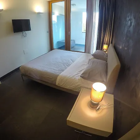 Suite Rooms Cosenza Exterior photo